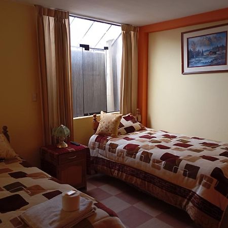 Hostal Vista Al Lago Titicaca Пуно Екстер'єр фото