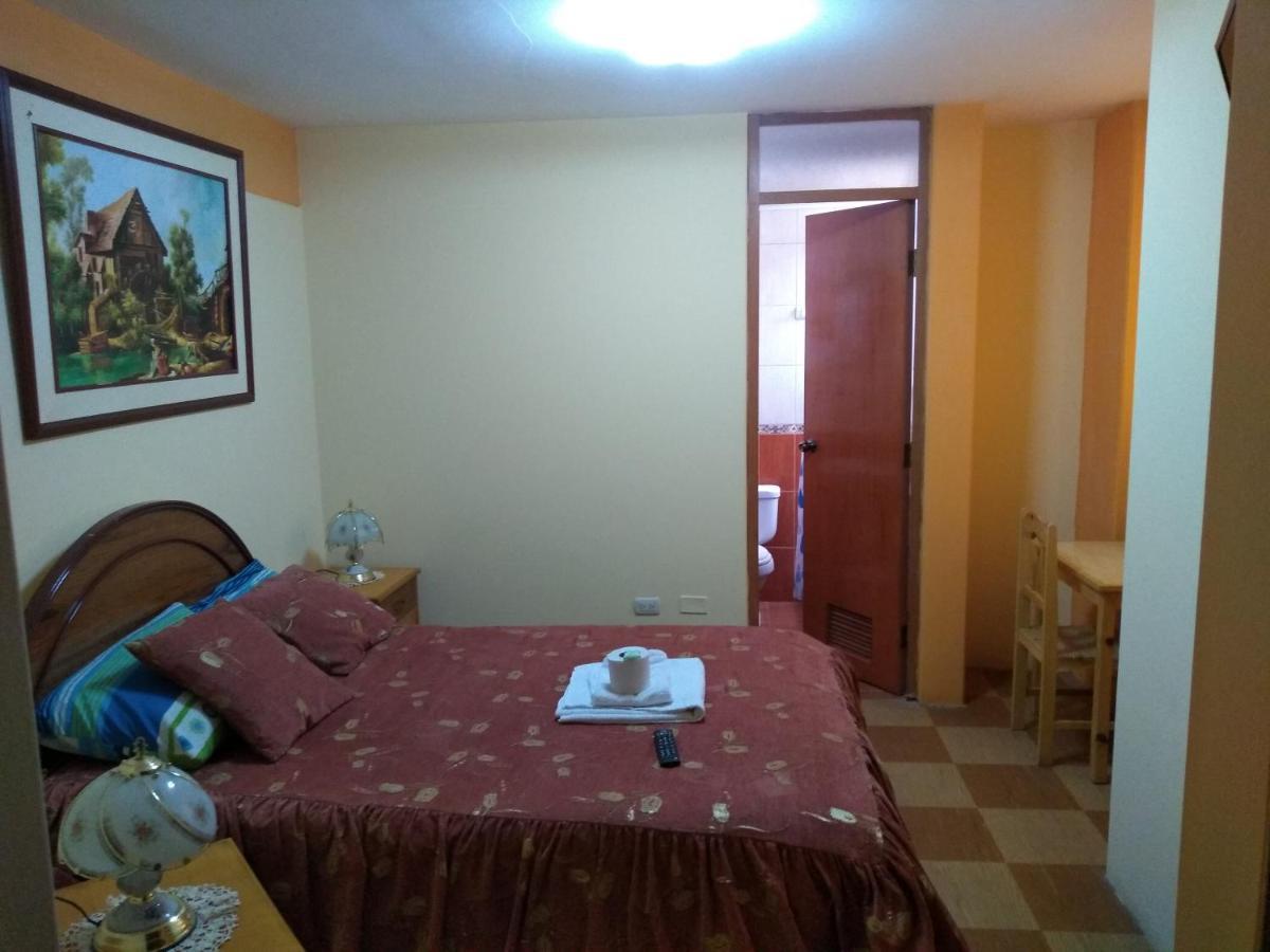 Hostal Vista Al Lago Titicaca Пуно Екстер'єр фото