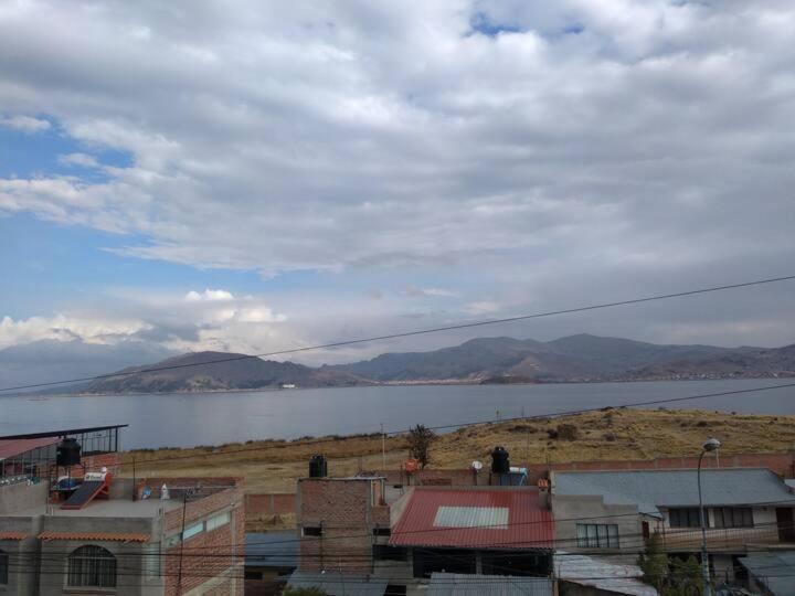 Hostal Vista Al Lago Titicaca Пуно Екстер'єр фото