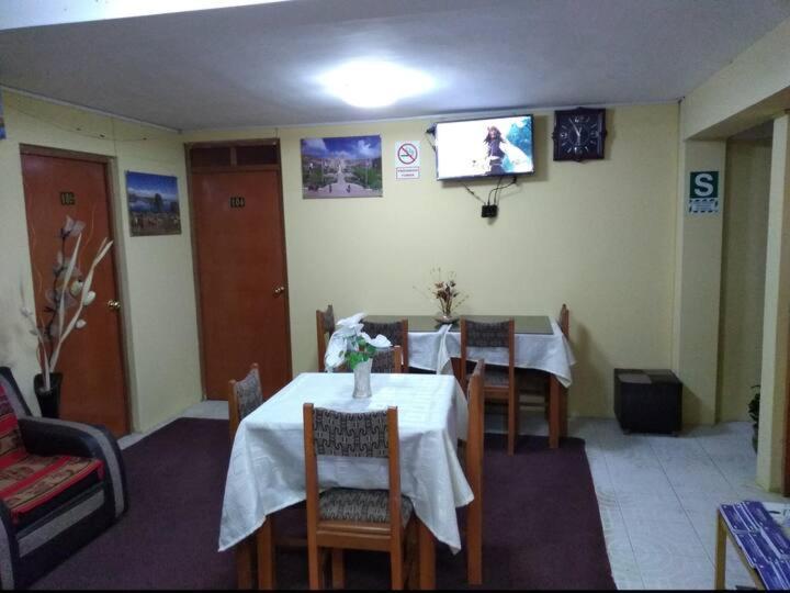 Hostal Vista Al Lago Titicaca Пуно Екстер'єр фото